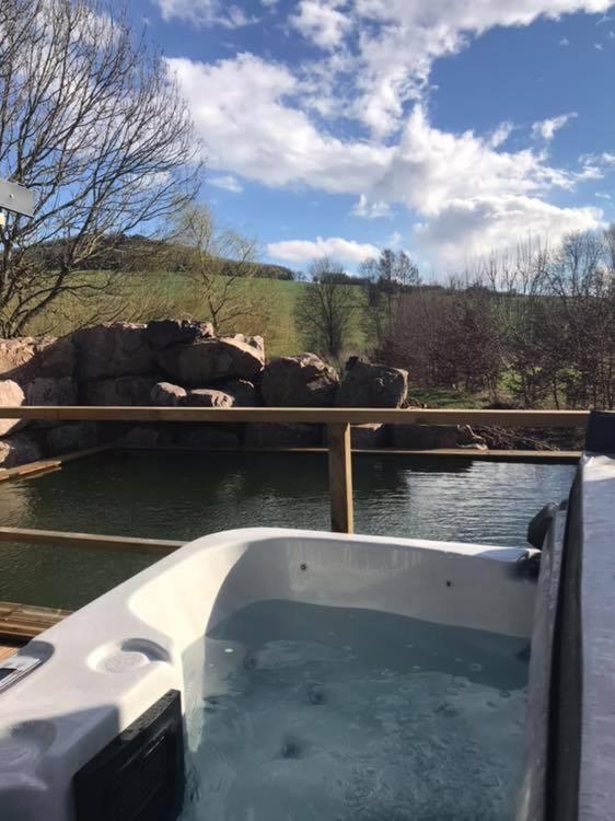 Les Nuits Insolites De La Mothe - Hebergement En Bulle Ou Tiny House Avec Spa Privatif Outremecourt Εξωτερικό φωτογραφία